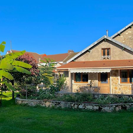 הוילה Gouvernes Joumana Tourisme מראה חיצוני תמונה